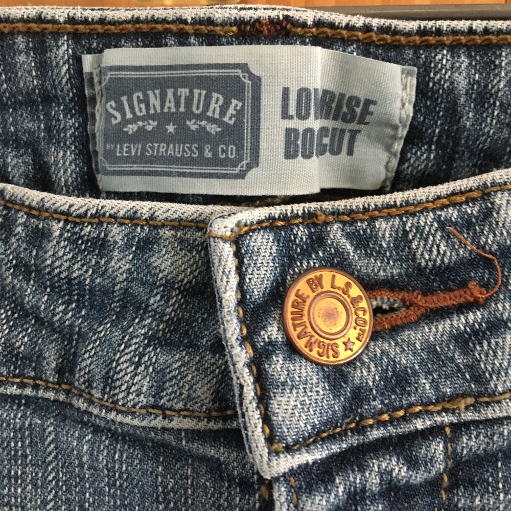 Levi Misses 14 L Signature EUC - Picture 2 of 6